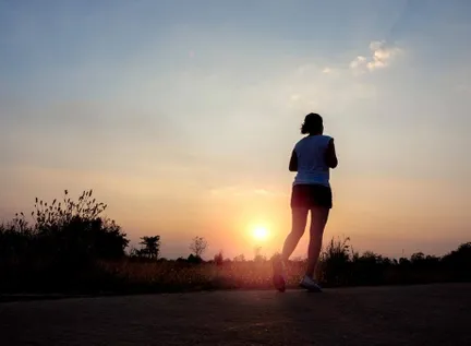 Fabel of feit? “Sporten voor je gaat slapen is gezond”